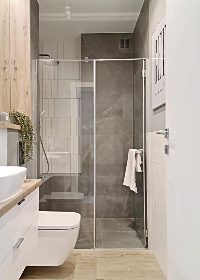 APARTAMENTY NADJEZIORNE z tarasem na dachu Ełk Exteriér fotografie