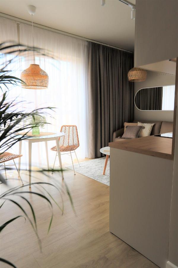 APARTAMENTY NADJEZIORNE z tarasem na dachu Ełk Exteriér fotografie